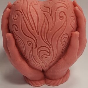 Srdce v dlaních — červené